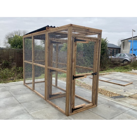 Free Standing Waterproof 16G Outdoor 6ft x 3ft Animal Rabbit Chicken Dog Pen With Safety Door 